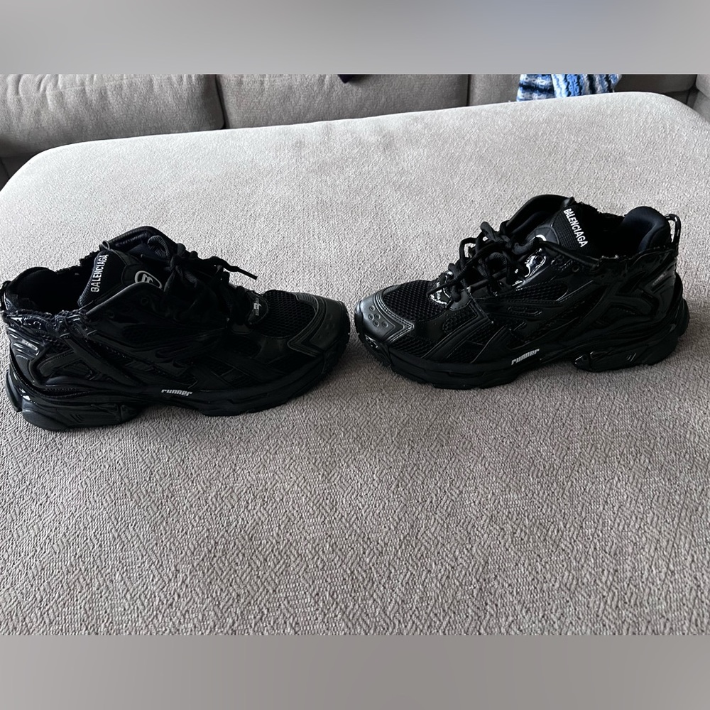 Balenciaga Runners Size 45 - Picture 5 of 8